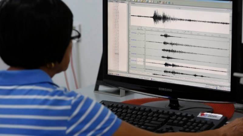 Ισχυρός σεισμός 7,6 βαθμών ανοιχτά της Νέας Καληδονίας