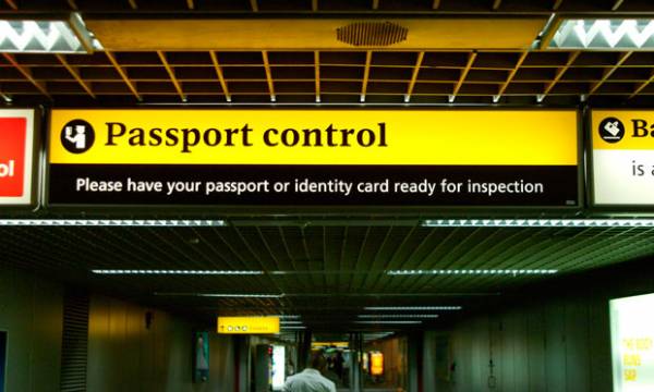 Νέα σύλληψη για πλαστό διαβατήριο στο αεροδρόμιο Καλαμάτας