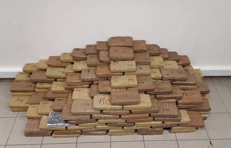 Κατασχέθηκαν 320 κιλά καθαρής κοκαΐνης - Τρεις συλλήψεις μελών διεθνούς κυκλώματος