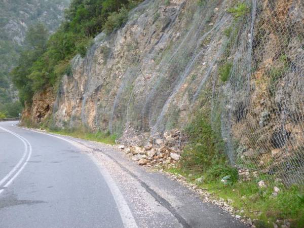 500.000 ευρώ για συγκράτηση βράχων στην Εθνική Οδό Καλαμάτας - Σπάρτης