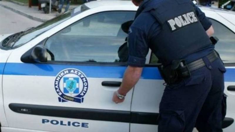Θεσσαλονίκη: Συλλήψεις δύο ατόμων για κατοχή εκατοντάδων πακέτων λαθραίων τσιγάρων