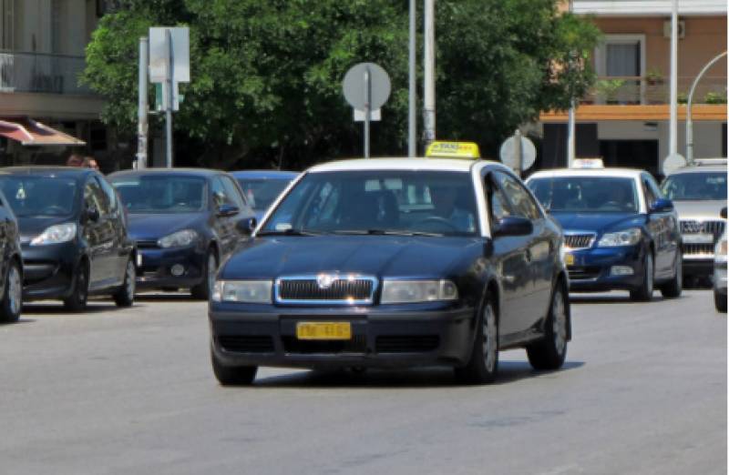 Εκλεψαν οδηγό ταξί στη Θεσσαλονίκη - Του πήραν μετρητά και έγγραφα