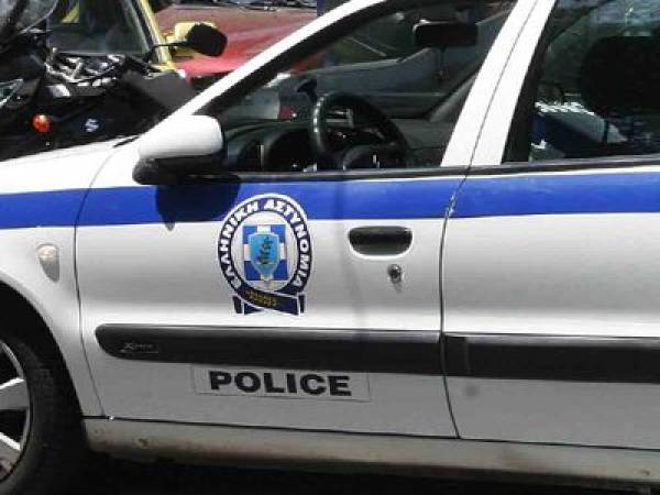 Ένοπλη ληστεία σε κατάστημα ψιλικών στη Νέα Τίρυνθα