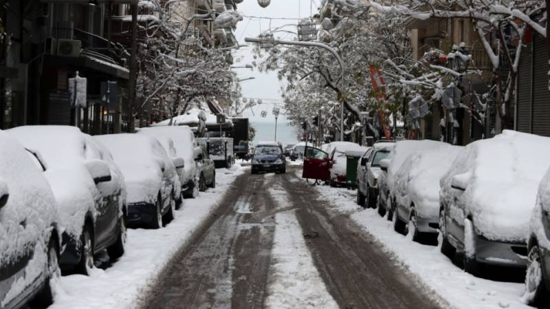 Νέα ψυχρή «εισβολή»: Ο «Τηλέμαχος» φέρνει χιόνια ακόμα και στην Αθήνα