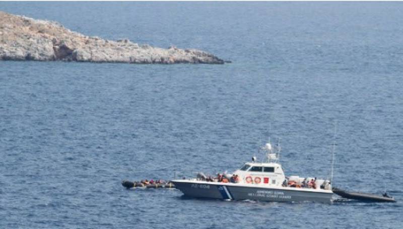 Ναυάγιο πλοιαρίου ανοιχτά της Σμύρνης - Αγνοούνται 10 μετανάστες