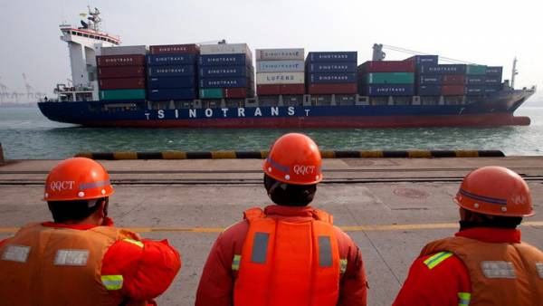 Κίνα: Αυξήθηκαν 3,8% οι εξαγωγές προς τις ΗΠΑ