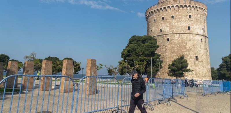 Κορονοϊός: Καθολικό lockdown στη Θεσσαλονίκη με επιστροφή των SMS