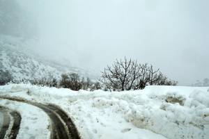 Δυσκολίες στην κυκλοφορία από χιόνι και παγετό στην Πελοπόννησο