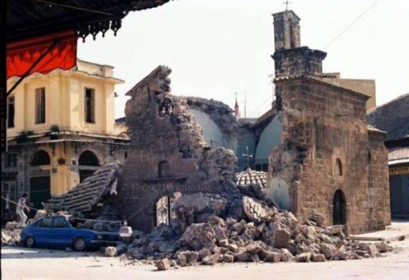 Η Καλαμάτα θυμάται τους καταστροφικούς σεισμούς 33 χρόνια μετά