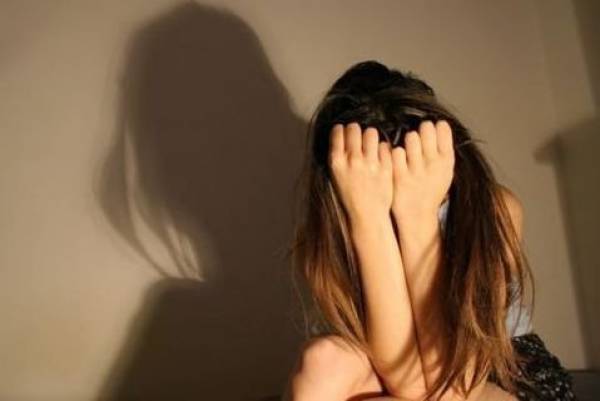 35χρονος Αλβανός βίαζε την 15χρονη κόρη του σε χωριό της Μεσσηνίας