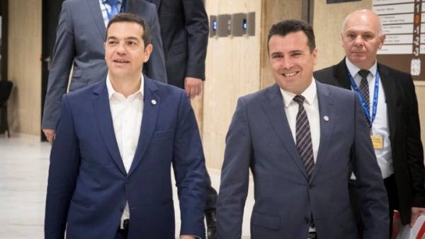 Τσίπρας και Ζάεφ υπογράφουν σήμερα τη συμφωνία για την ονομασία της ΠΓΔΜ