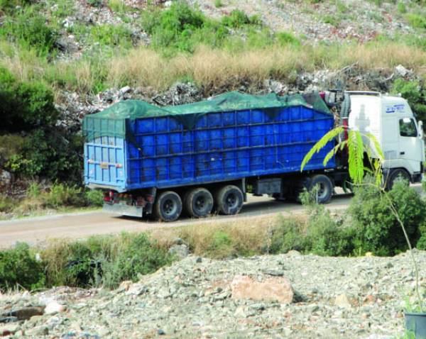 Απευθείας αναθέσεις για τη μεταφορά των σκουπιδιών της Δυτικής Μάνης