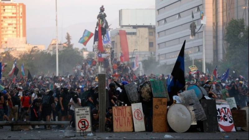 Χιλή: Νέες συγκρούσεις διαδηλωτών και αστυνομίας - Στους 22 οι νεκροί