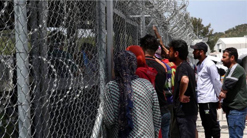 Die Zeit: Υπαίθρια φυλακή για τους πρόσφυγες η Ελλάδα