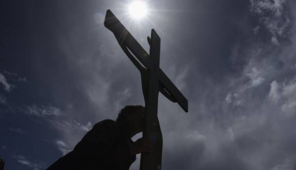 Πάσχα: Γιατί η μεγάλη γιορτή της Χριστιανοσύνης γιορτάζεται σε διαφορετικές ημερομηνίες
