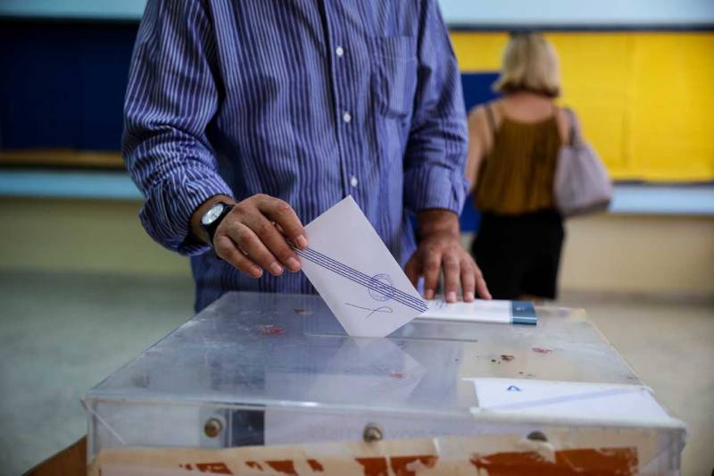 Κατατέθηκε στη Βουλή το σχέδιο νόμου για την ψήφο των Ελλήνων του εξωτερικού