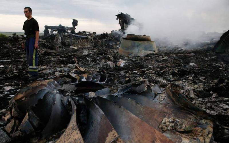 Ποινική δίωξη για ανθρωποκτονία κατά τριών Ρώσων και ενός Ουκρανού για την κατάρριψη της πτήσης MH17