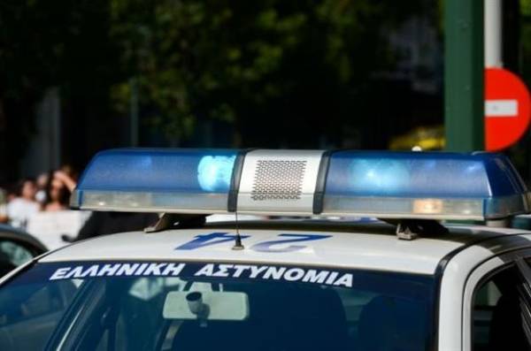 Θεσσαλονίκη: Συνελήφθησαν επτά άτομα για μεταφορά παράτυπων μεταναστών
