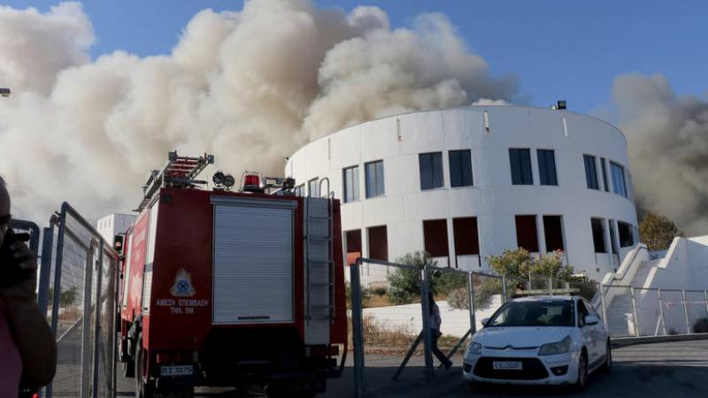 Άρχισαν οι μετρήσεις για την ατμοσφαιρική ρύπανση έπειτα από τη φωτιά στο Πανεπιστήμιο Κρήτης