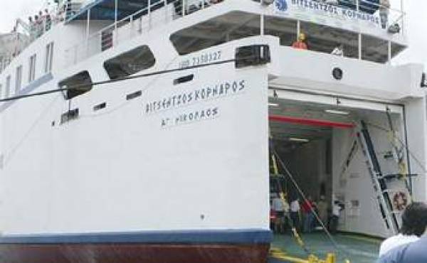 «Νέο πλοίο για Καλαμάτα - Κρήτη» ζητάει το Δημοτικό Συμβούλιο