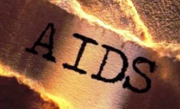 Ανακαλύφθηκε μια «αχίλλειος πτέρνα» στον ιό HIV του AIDS