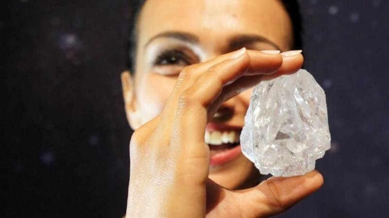Γιατί εμφανίζονται ξαφνικά τόσα πολλά γιγαντιαία διαμάντια;