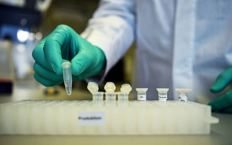 Pfizer και BioNTech καταθέτουν σήμερα αίτημα αδειοδότησης για το εμβόλιο του κορονοϊού