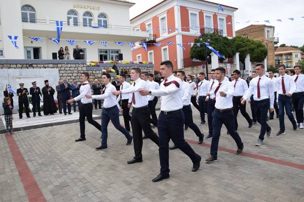Ο εορτασμός της εθνικής επετείου στο Δήμο Πύλου - Νέστορος (φωτογραφίες)