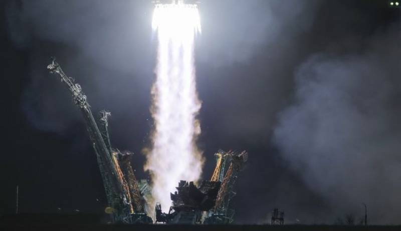 Ρωσία: Τρεις αστροναύτες του Διεθνούς Διαστημικού Σταθμού επέστρεψαν στη Γη