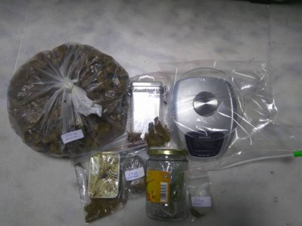 Συλλήψεις για κλοπή και ναρκωτικά σε Ηράκλειο και Χανιά