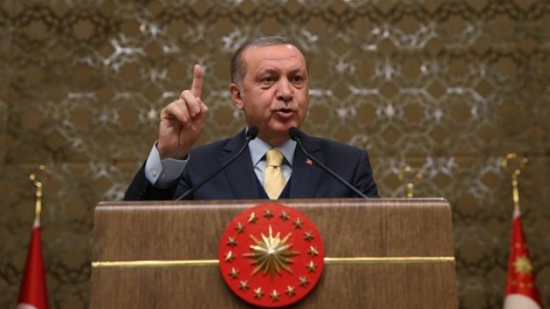 Ο Ερντογάν απορρίπτει τις επικρίσεις σχετικά με την ακύρωση των εκλογών στην Κωνσταντινούπολη