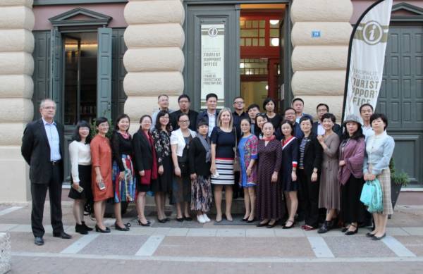 Κινέζοι εκπαιδευτικοί στο Δημαρχείο Καλαμάτας