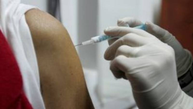 Σε άμεση εισαγωγή 50.000 αντιγριπικών εμβολίων προχωρά ο ΕΟΦ