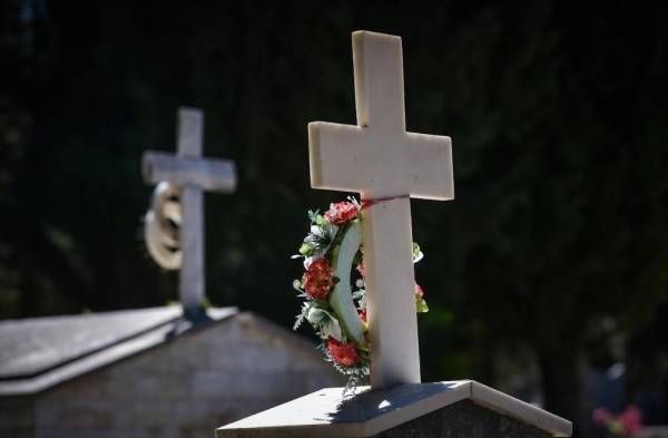 Σε αναμονή στο Νεκροταφείο Καλαμάτας: Πρόβλημα η εκταφή νεκρών από Covid-19
