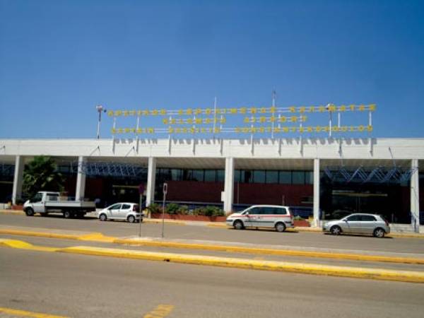 19,3% μειωμένες οι αφίξεις στο αεροδρόμιο της Καλαμάτας