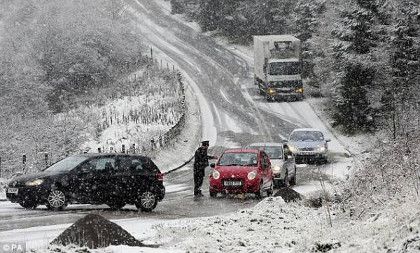 Προβλήματα στο οδικό δίκτυο της Πελοποννήσου από την χιονόπτωση