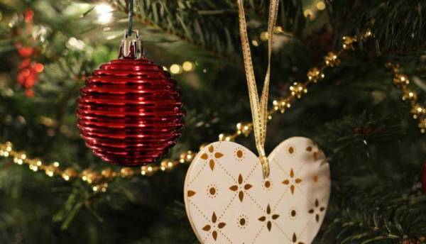 Ανάβει αύριο το χριστουγεννιάτικο δέντρο στη Μεσσήνη