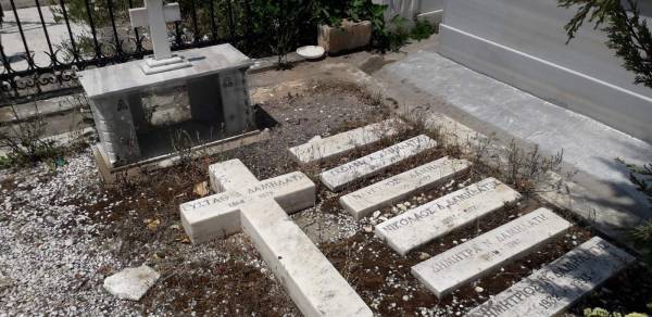 Καλαμάτα: Ο τάφος της παλιάς οικογένειας Δαμηλάτη