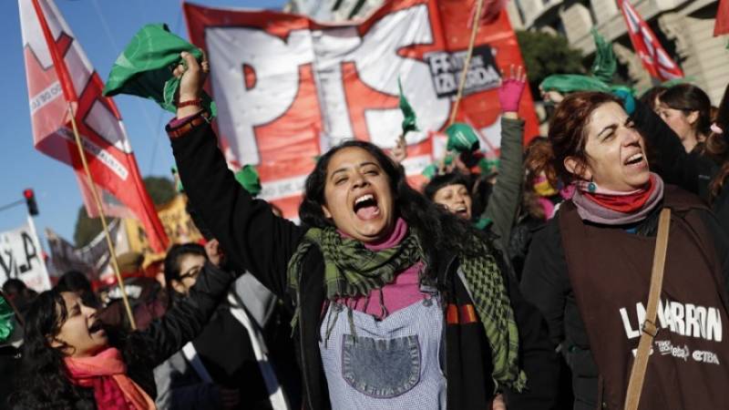 Γενική απεργία στην Αργεντινή κατά της οικονομικής πολιτικής