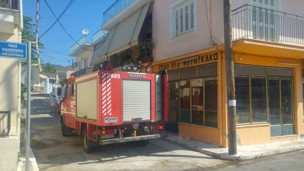 Καλαμάτα: Κινητοποίηση για πυρκαγιά σε σπίτι στην οδό Καλλιπατείρας