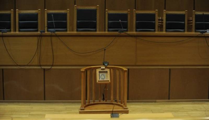 Πρόεδρος στη δίκη Ηριάννας - Περικλή: Ένα δείγμα DNA δεν αρκεί να καταδικάσει ή να αθωώσει