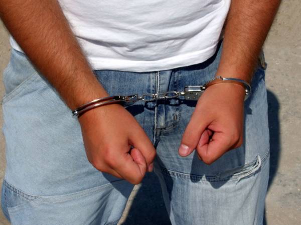 Αστυνομική επιχείρηση σε καταυλισμούς τσιγγάνων στην Κορινθία με 17 συλλήψεις
