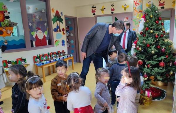 Χριστουγεννιάτικη γιορτή στους παιδικούς σταθμούς της Μεσσήνης