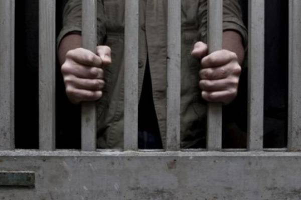 Κρατούμενος ήδη στο Ναύπλιο ο νεαρός, που έκανε ληστείες σε Κιάτο και Βόχα