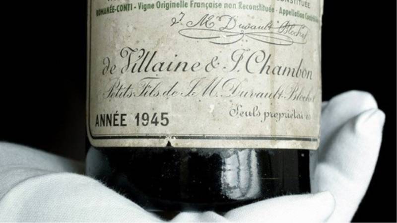 Μπουκάλι κρασί Romanee-Conti πουλήθηκε στην αστρονομική τιμή των 558.000 δολαρίων σε δημοπρασία