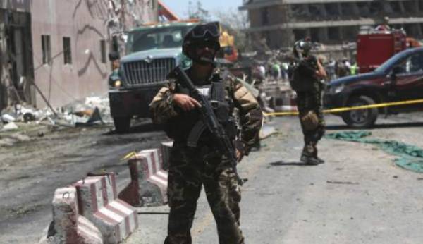 Επίθεση με ρουκέτες κοντά στο προεδρικό μέγαρο του Αφγανιστάν